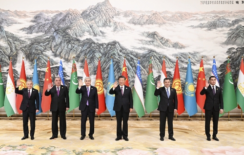 国家主席习近平在陕西省西安市主持首届中国－中亚峰会